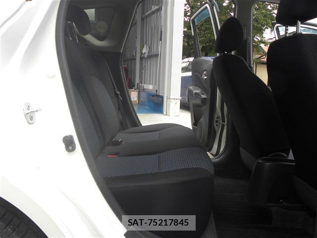 Nissan NOTE 2013-11 7502040-14