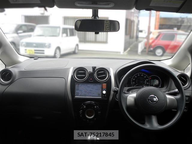 Nissan NOTE 2013-11 7502040-17