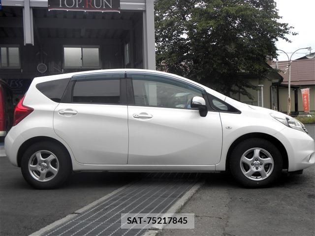 Nissan NOTE 2013-11 7502040-3