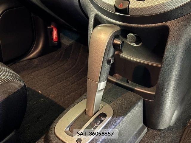 Nissan NOTE 2009-11 7502039-15