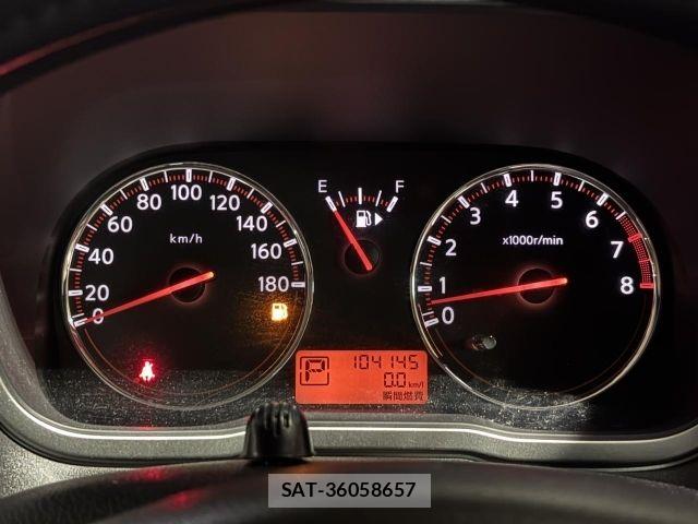 Nissan NOTE 2009-11 7502039-28