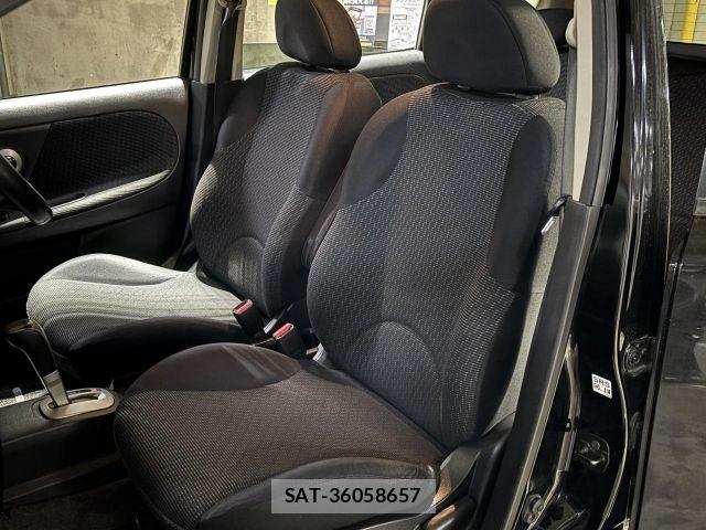 Nissan NOTE 2009-11 7502039-7