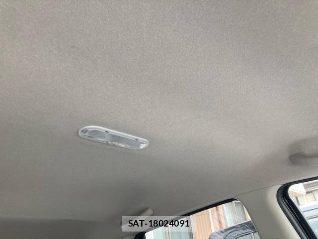 Nissan NOTE 2018-07 7502028-23