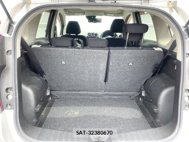 Nissan NOTE 2019-06 7509524-9