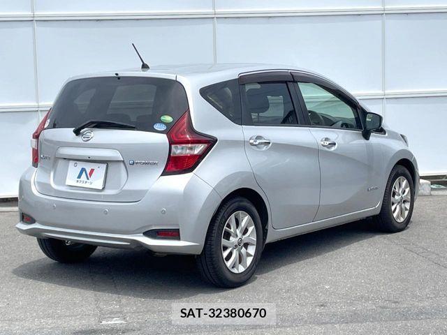 Nissan NOTE 2019-06 7509524-16