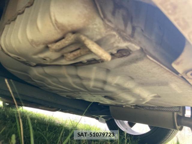 Nissan NOTE 2013-07 7509534-8