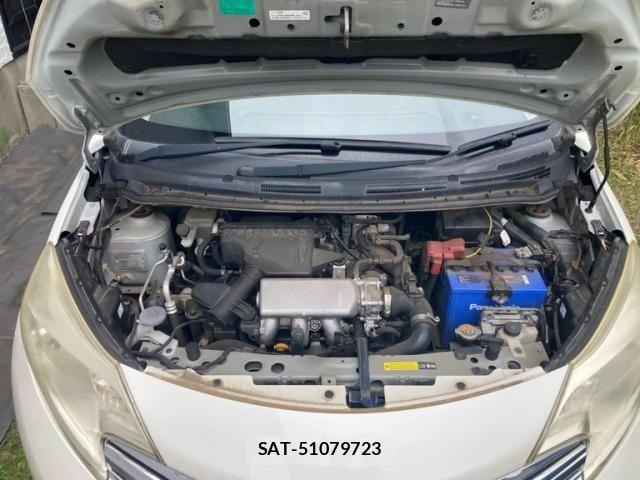 Nissan NOTE 2013-07 7509534-12