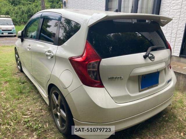 Nissan NOTE 2013-07 7509534-5