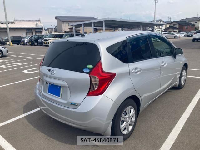 Nissan NOTE 2012-09 7502049-2
