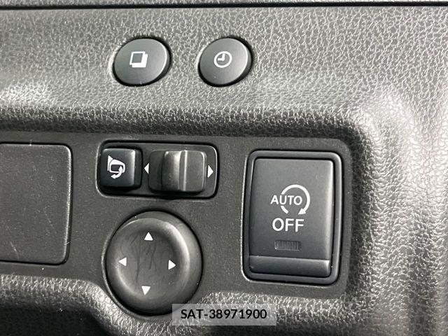 Nissan NOTE 2013-03 7502034-7