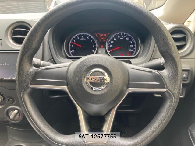 Nissan NOTE 2018-03 7502033-14