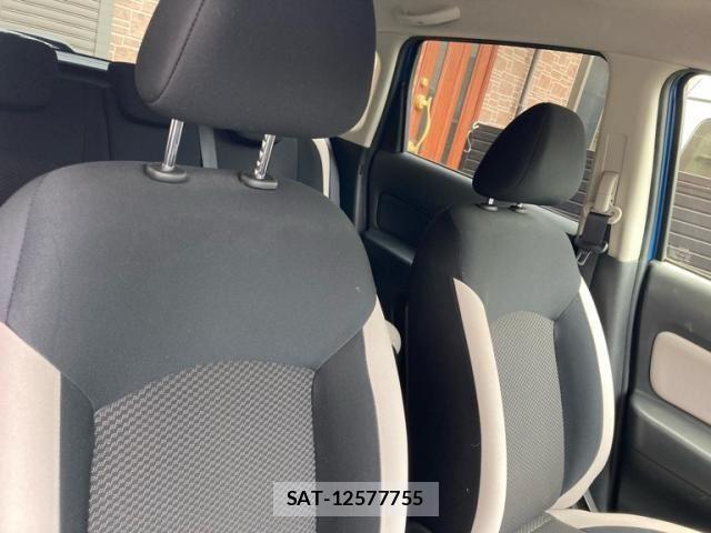 Nissan NOTE 2018-03 7502033-8