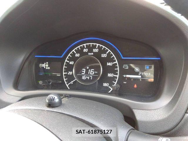 Nissan NOTE 2017-05 7502030-6