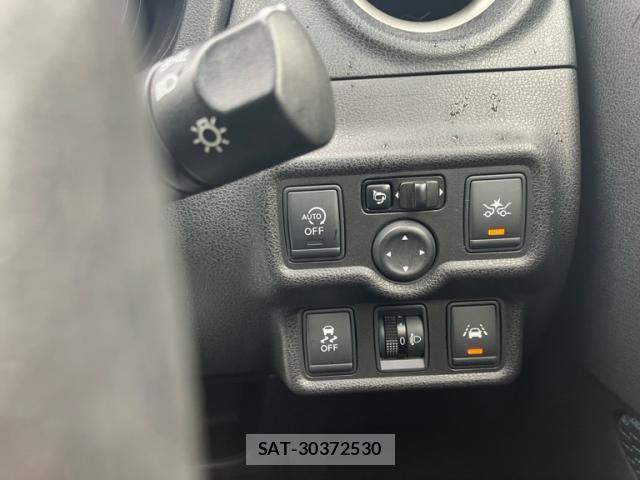 Nissan NOTE 2014-09 7502041-11