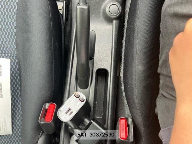 Nissan NOTE 2014-09 7502041-16