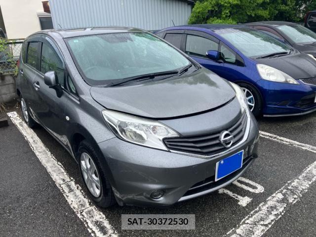 Nissan NOTE 2014-09 7502041-1