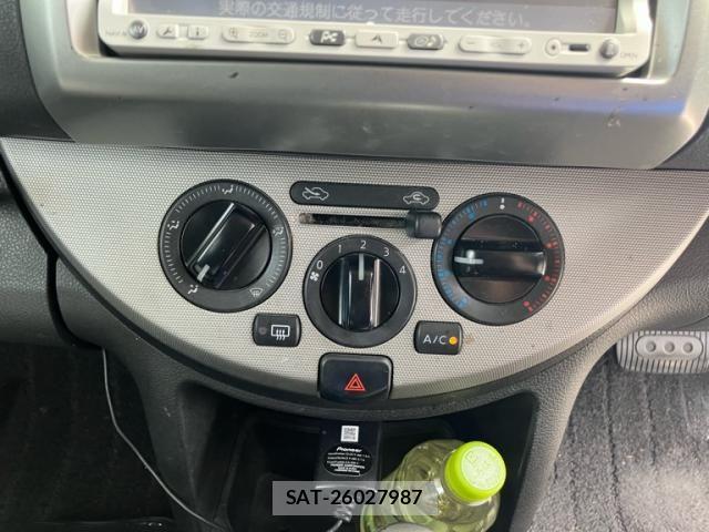 Nissan NOTE 2009-05 7502046-18