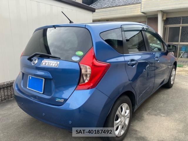 Nissan NOTE 2015-08 7502045-9