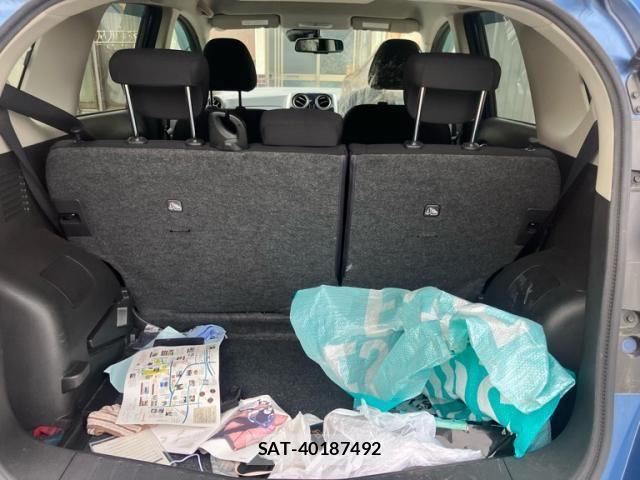 Nissan NOTE 2015-08 7502045-12