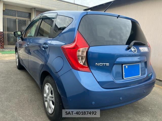 Nissan NOTE 2015-08 7502045-8
