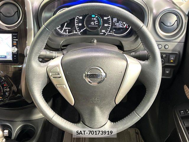 Nissan NOTE 2015-11 7562591-10
