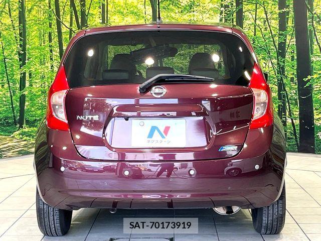 Nissan NOTE 2015-11 7562591-14