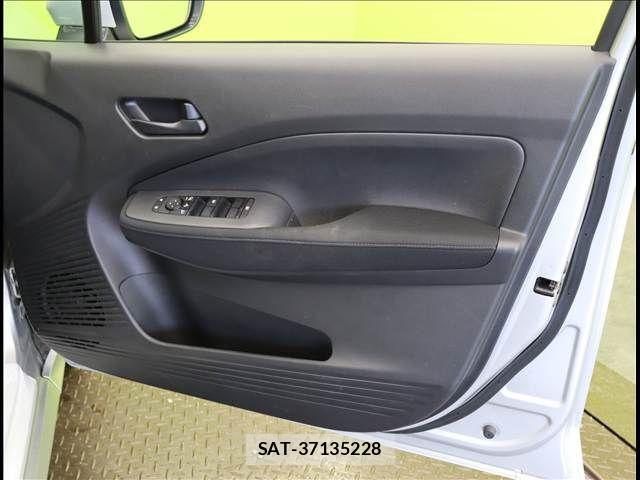 Nissan NOTE 2022-02 7562584-18