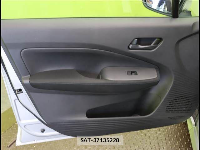 Nissan NOTE 2022-02 7562584-26