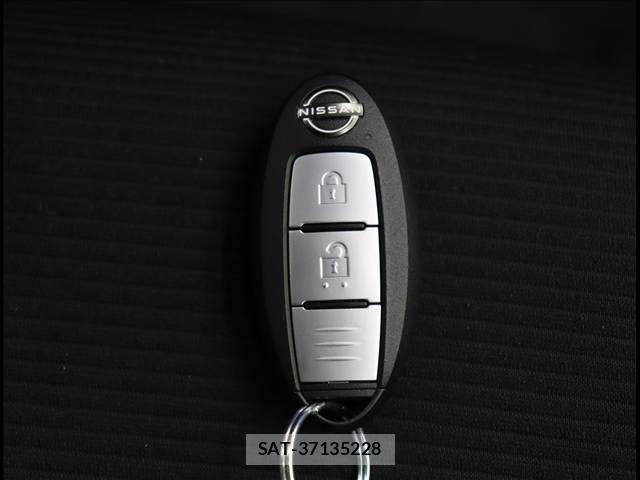 Nissan NOTE 2022-02 7562584-6