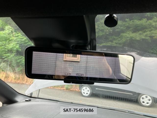 Nissan NOTE 2018-08 7562593-19
