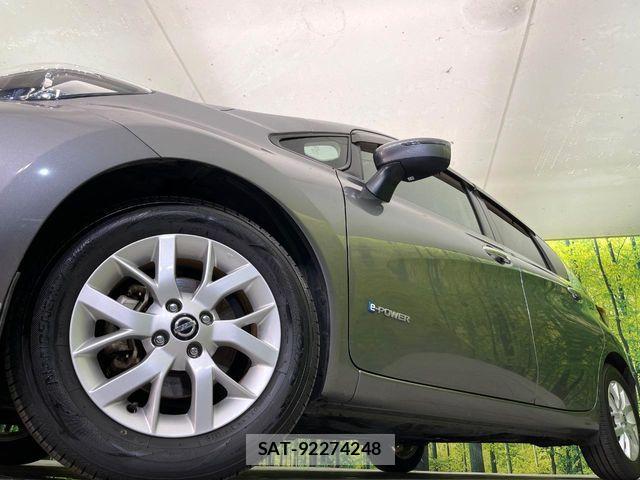 Nissan NOTE 2018-09 7562590-12
