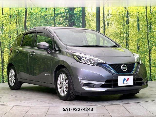 Nissan NOTE 2018-09 7562590-15