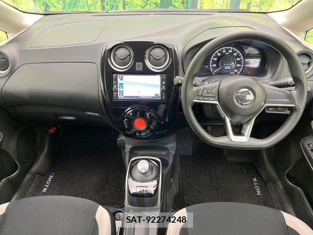 Nissan NOTE 2018-09 7562590-1