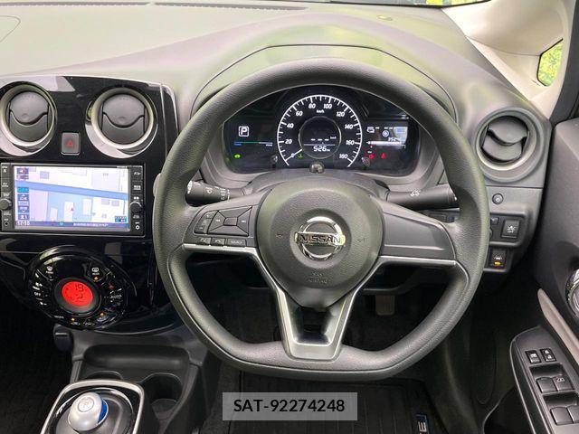 Nissan NOTE 2018-09 7562590-7