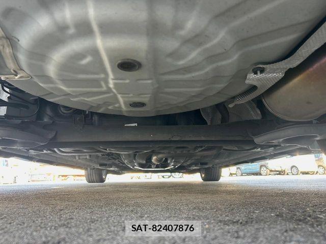 Nissan NOTE 2017-03 7562588-18