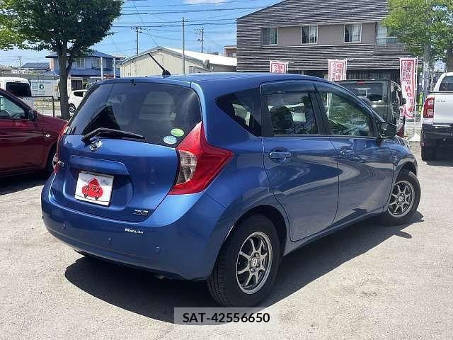 Nissan NOTE 2015-02 7618942-2