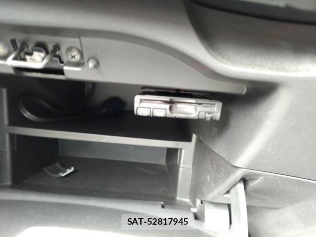 Nissan NOTE 2012-09 7618943-19