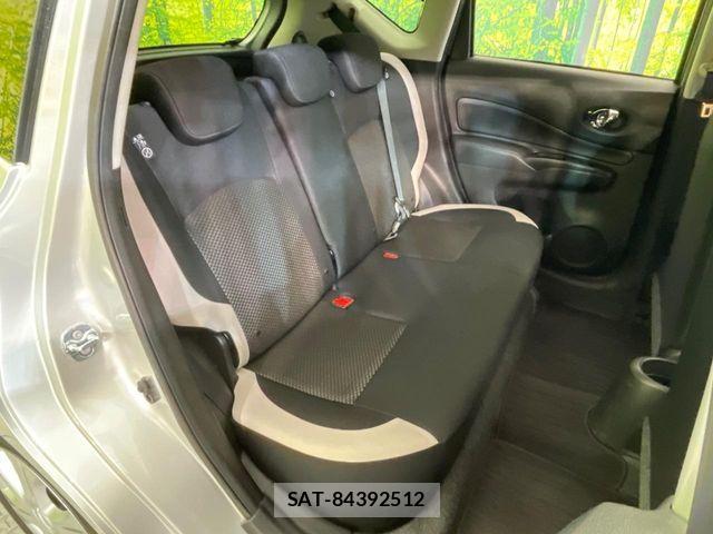 Nissan NOTE 2016-11 7618925-8