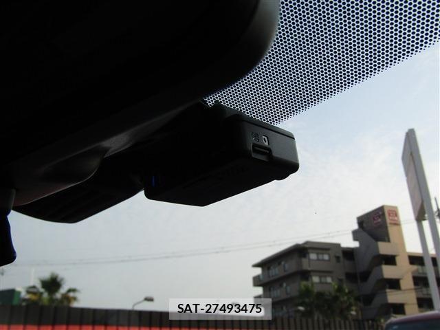 Nissan NOTE 2019-09 7618872-16
