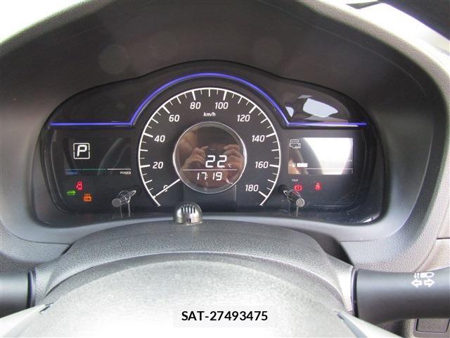 Nissan NOTE 2019-09 7618872-18