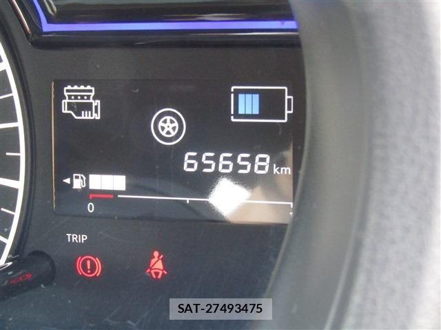 Nissan NOTE 2019-09 7618872-19