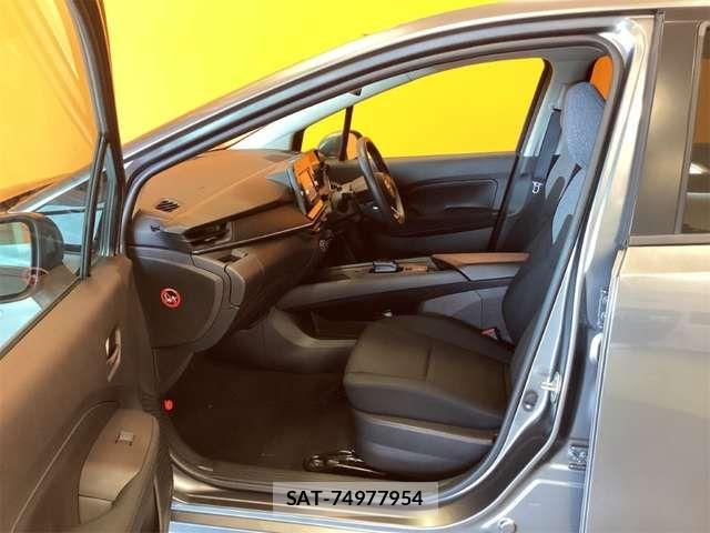 Nissan NOTE 2021-08 7618897-18