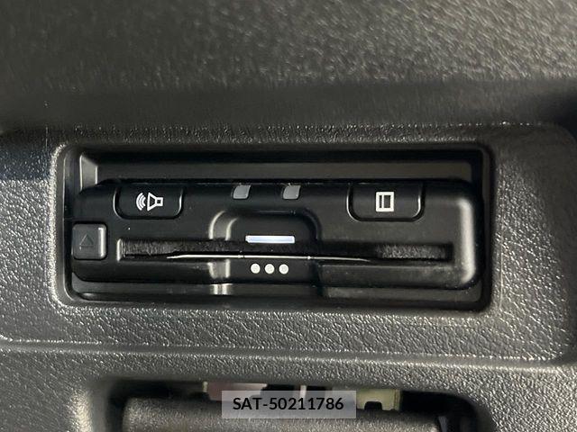 Nissan NOTE 2023-03 7618884-6