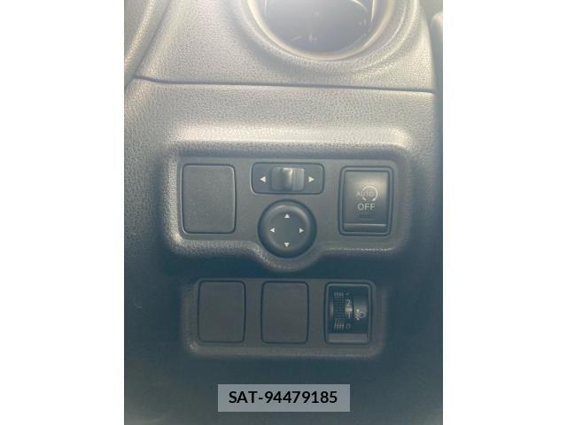 Nissan NOTE 2013-07 7618957-14