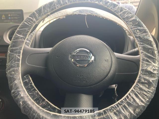 Nissan NOTE 2013-07 7618957-15