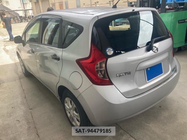 Nissan NOTE 2013-07 7618957-5
