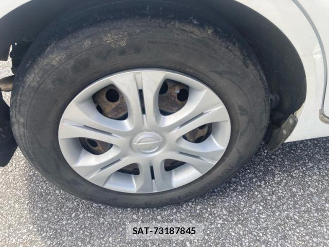 Nissan NOTE 2013-02 7618956-10