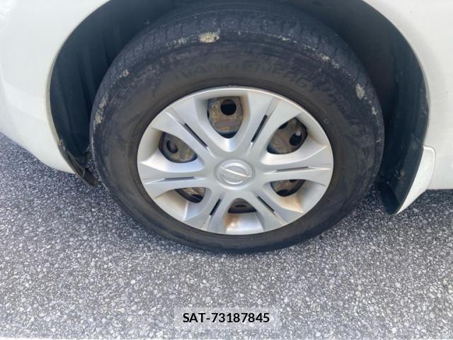 Nissan NOTE 2013-02 7618956-12