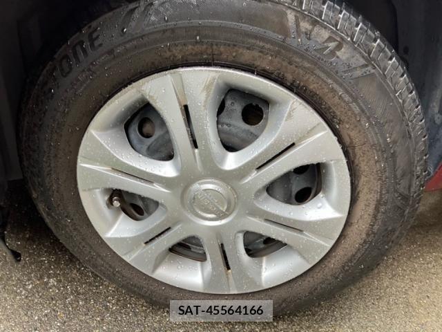 Nissan NOTE 2015-08 7618949-9