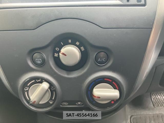 Nissan NOTE 2015-08 7618949-13